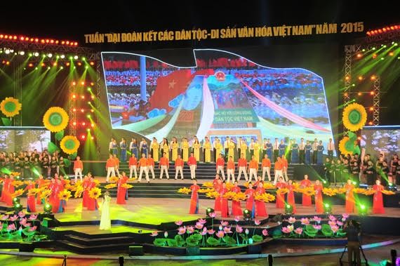 សប្តាហ៍“មហាសាមគ្គីជនជាតិ -បេតិកភ័ណ្ឌវប្បធម៌វៀតណាម”ឆ្នាំ២០១៦នឹងបានប្រព្រឹត្តទៅនាពេលខាងមុខ - ảnh 1